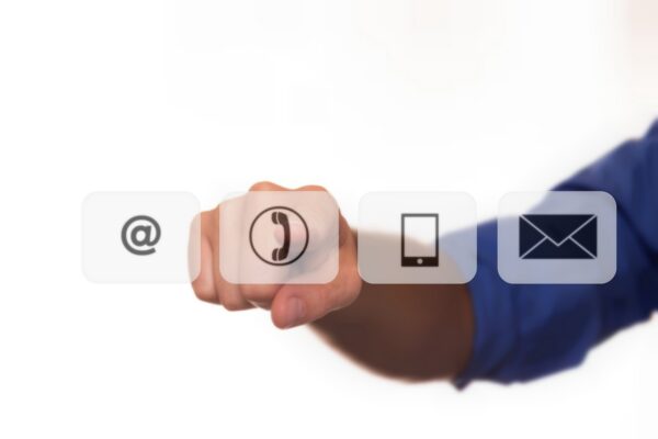 contact-us-4193401_1280